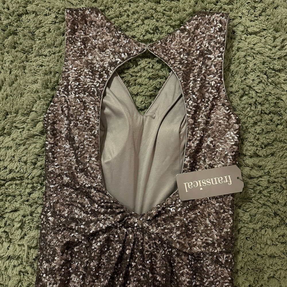 NWT Franssical Silver Sequin Gown with Back Cut Out Size 6 - Picture 10 of 11